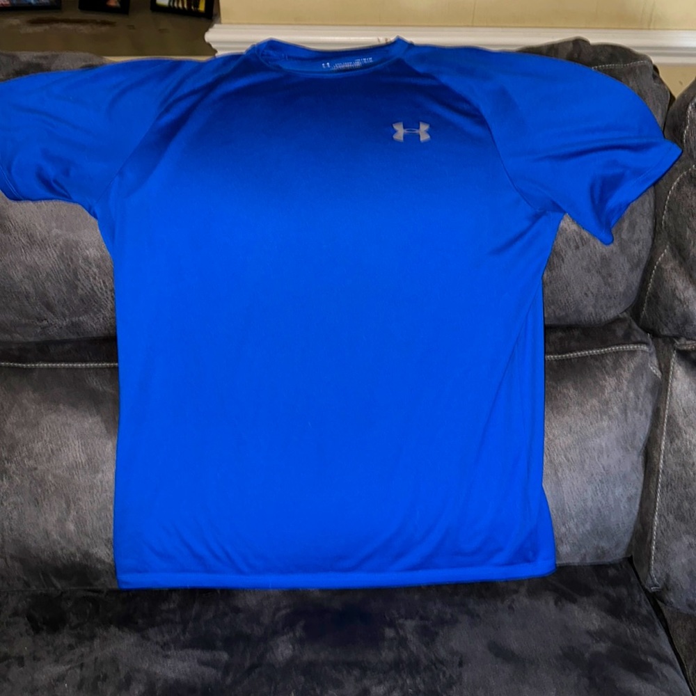 Under Armour men’s blue athletic tshirt. Size medium